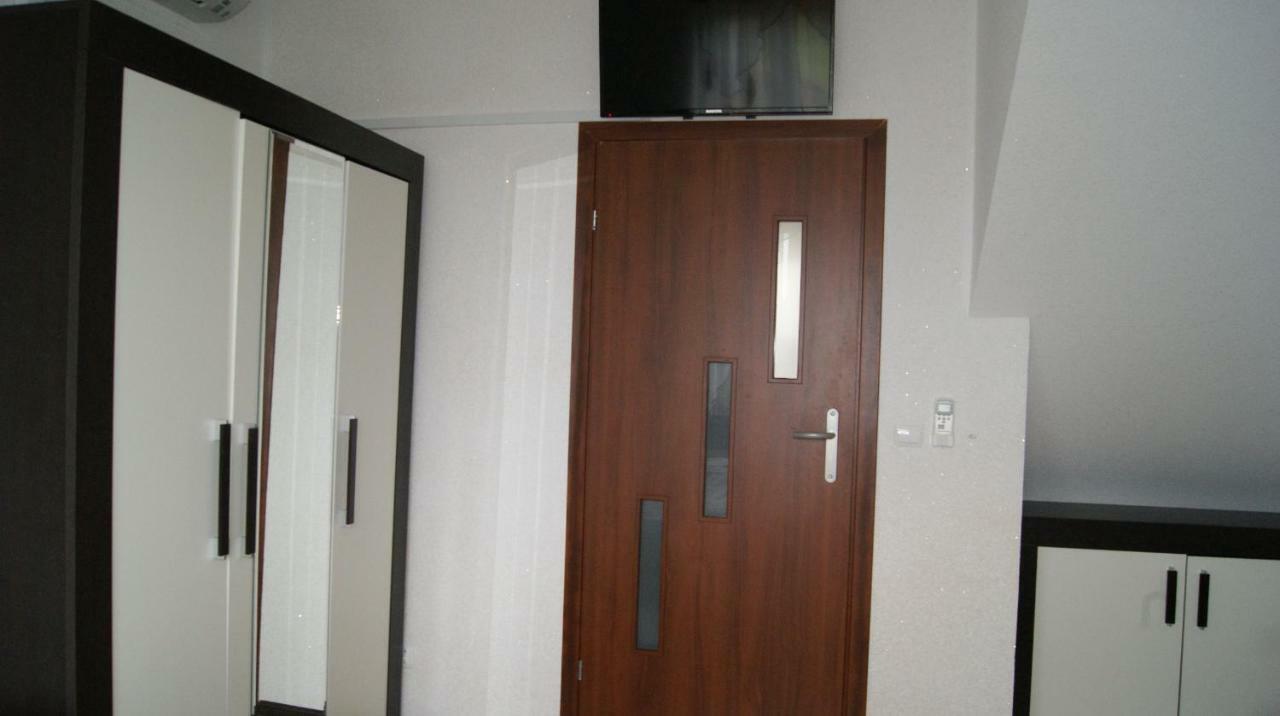 Pokoje Goscinne-Kwatera U Evy Swarzewo Dış mekan fotoğraf